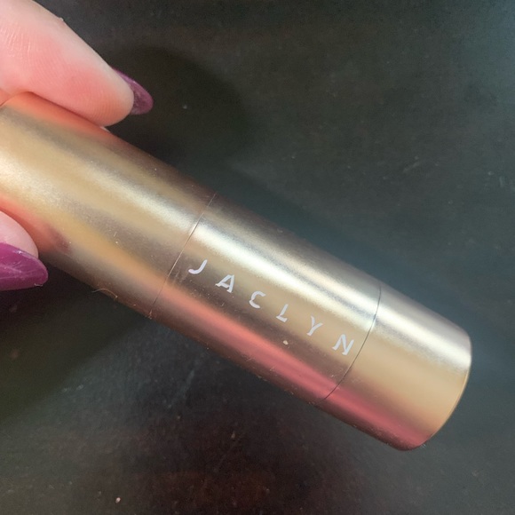 Jaclyn cosmetics blush Empress - Picture 2 of 3